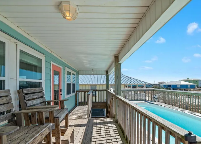 Holiday home The Ona - Walk To Beach, Heated Pool, Pets Ok