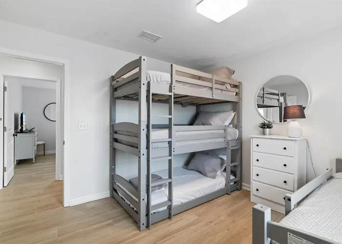 The Ona - Walk To Beach, Heated Pool, Pets Ok * Gulf Shores