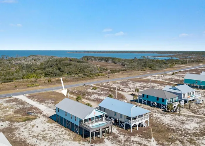 The Ona - Walk To Beach, Heated Pool, Pets Ok Holiday home *